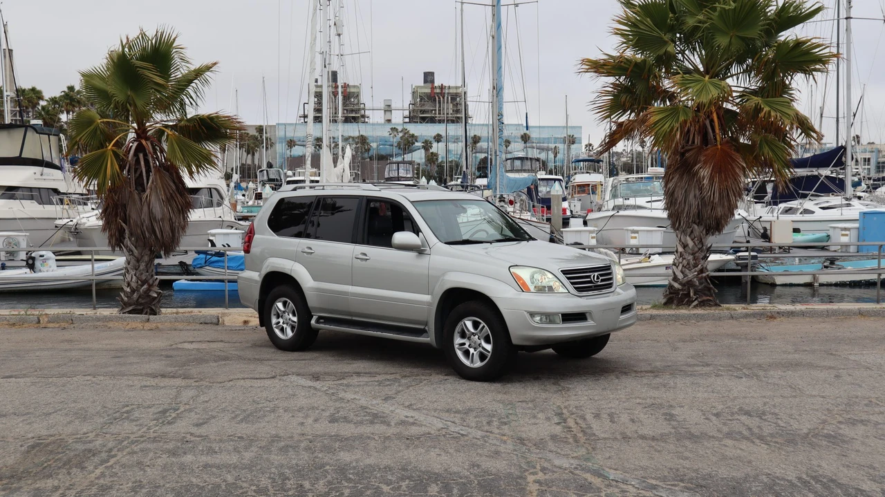 2005 Lexus GX 1st Gen - Image 23 of 31