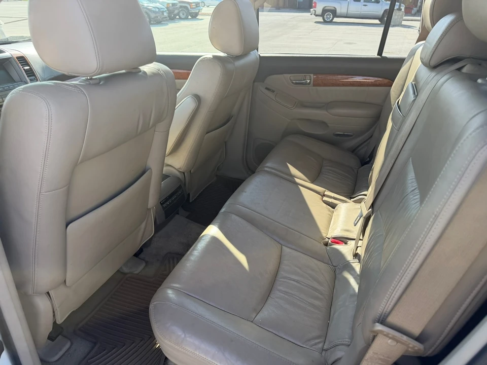 2005 Lexus GX 1st Gen - Image 13 of 21