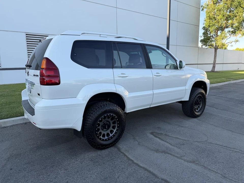 2005 Lexus GX 1st Gen - Image 12 of 31