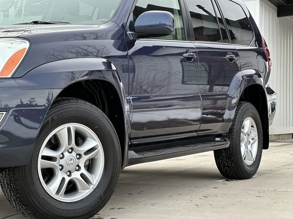2005 Lexus GX 1st Gen - Image 18 of 31