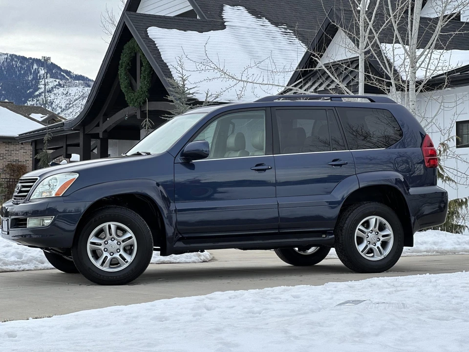 2005 Lexus GX 1st Gen - Image 11 of 31