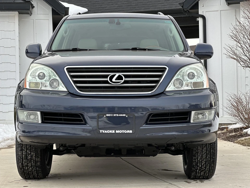 2005 Lexus GX 1st Gen - Image 16 of 31