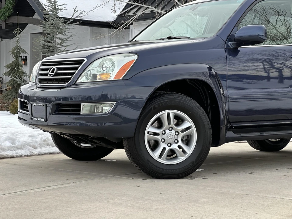 2005 Lexus GX 1st Gen - Image 17 of 31
