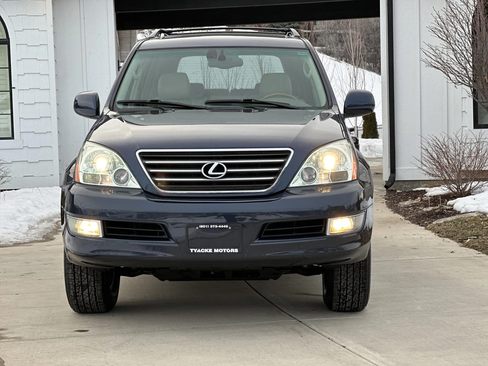 2005 Lexus GX 1st Gen - Image 15 of 31