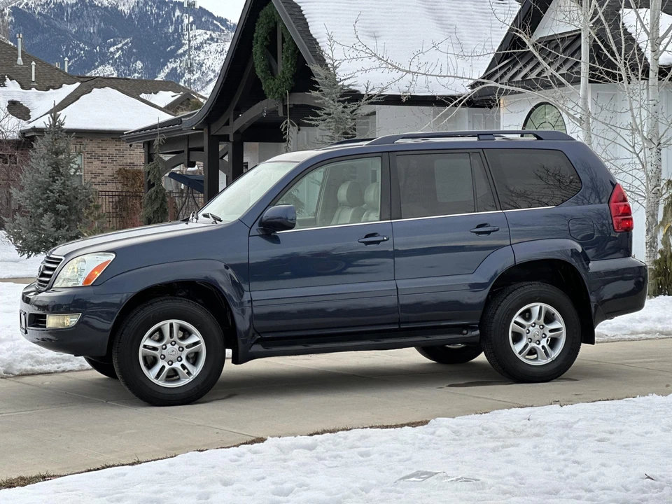 2005 Lexus GX 1st Gen - Image 10 of 31