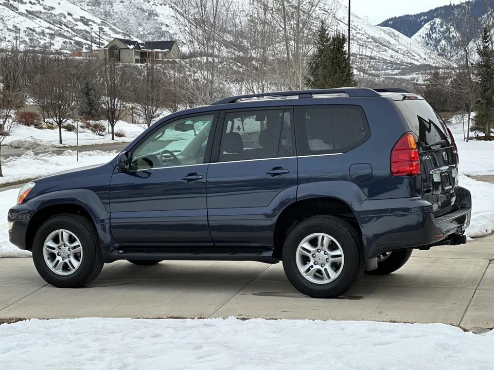 2005 Lexus GX 1st Gen - Image 9 of 31