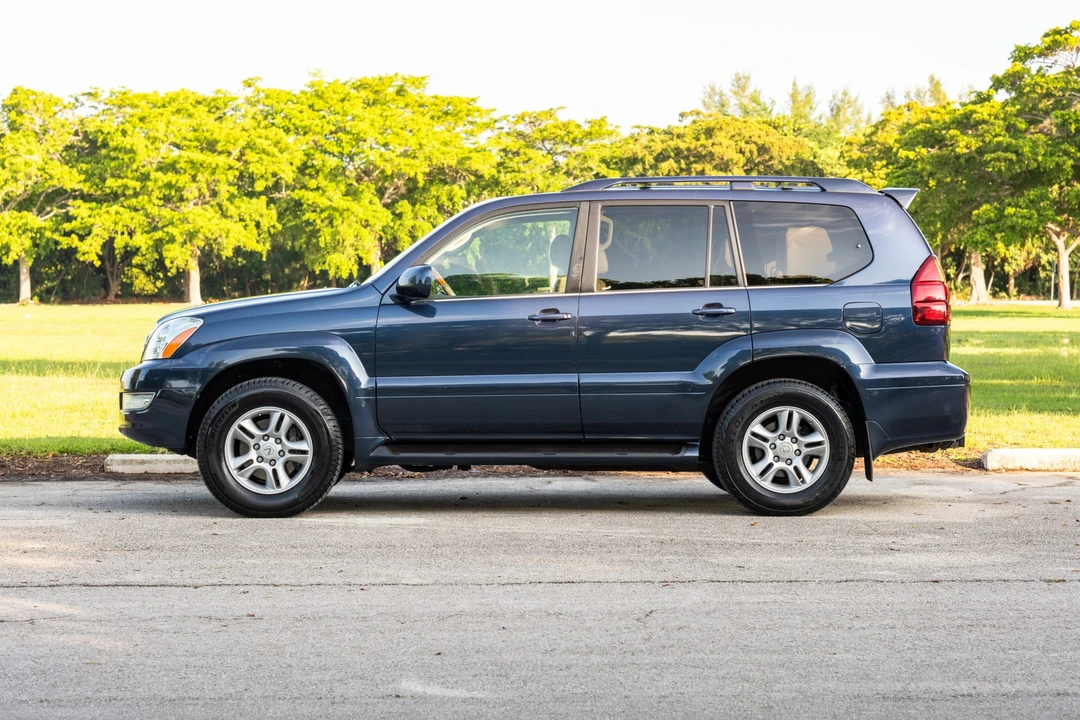 2005 Lexus GX 1st Gen - Image 8 of 31