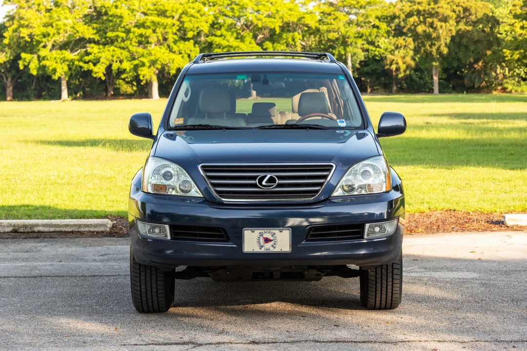 2005 Lexus GX 1st Gen - Image 2 of 31