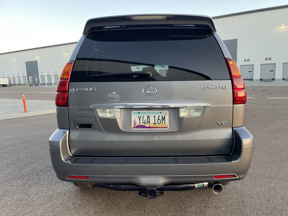 2005 Lexus GX 1st Gen - Image 11 of 31