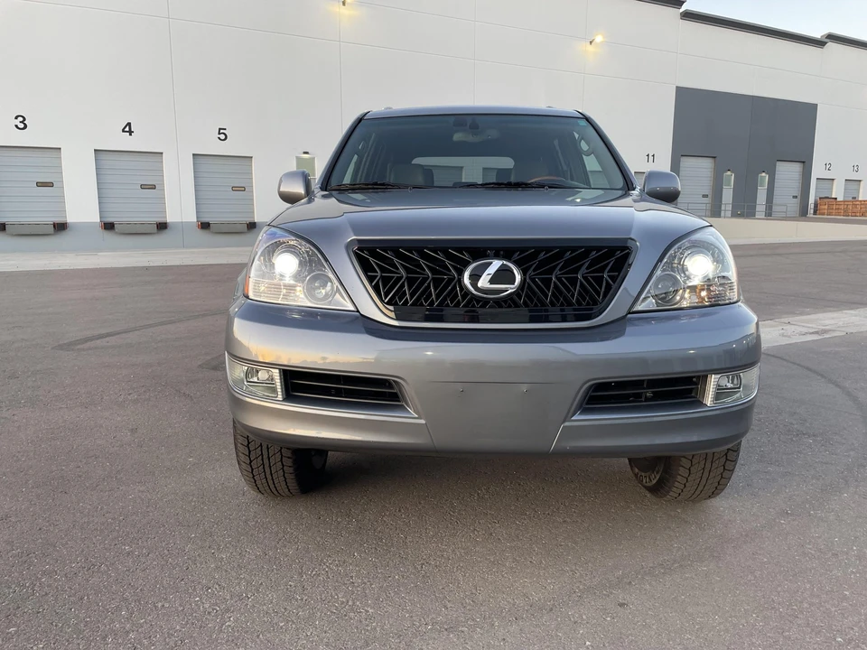 2005 Lexus GX 1st Gen - Image 17 of 31