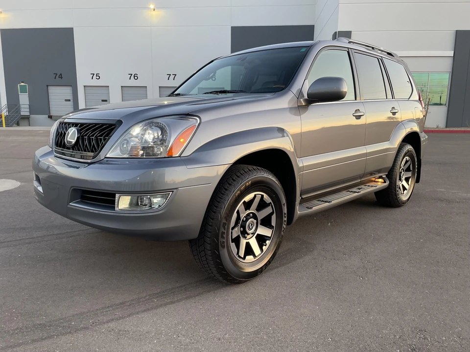 2005 Lexus GX 1st Gen - Image 3 of 31