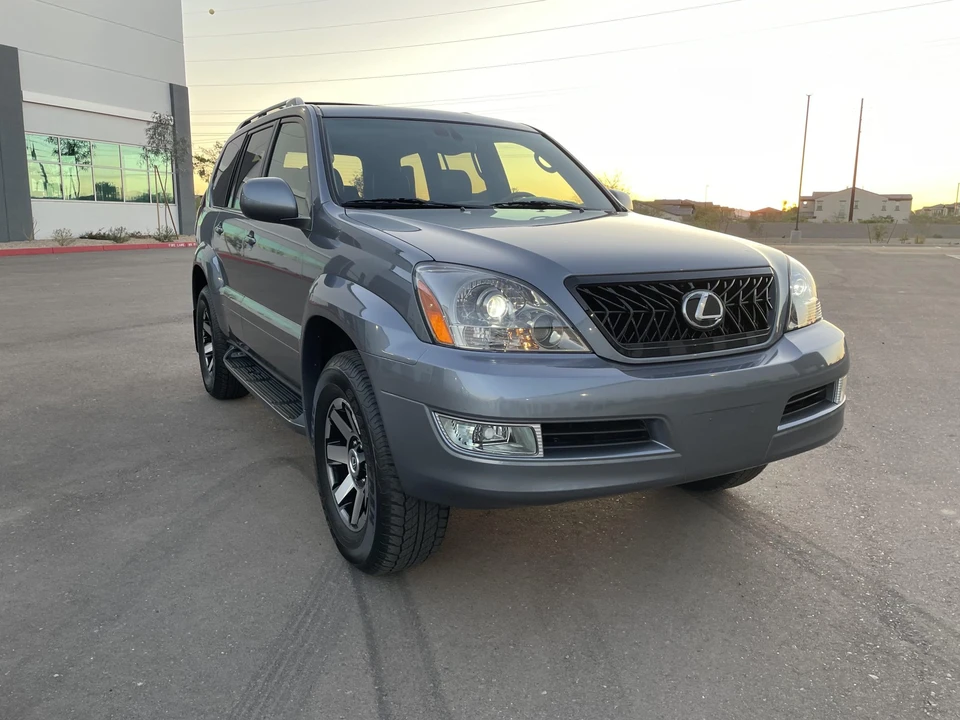 2005 Lexus GX 1st Gen - Image 16 of 31
