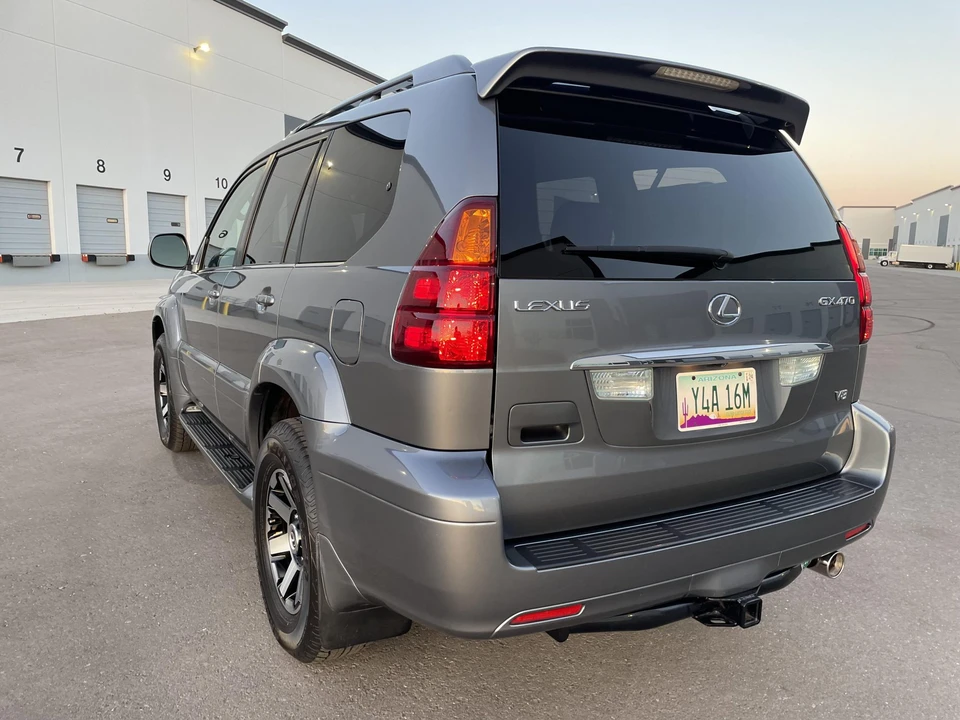 2005 Lexus GX 1st Gen - Image 10 of 31