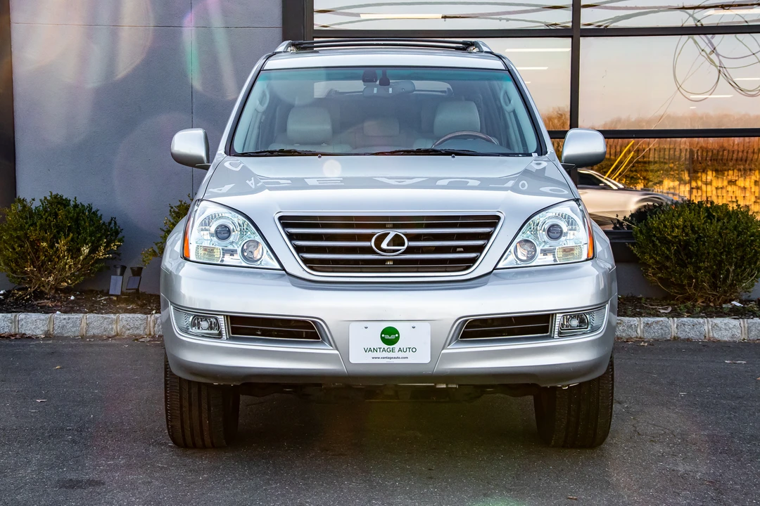 2005 Lexus GX 1st Gen - Image 19 of 31