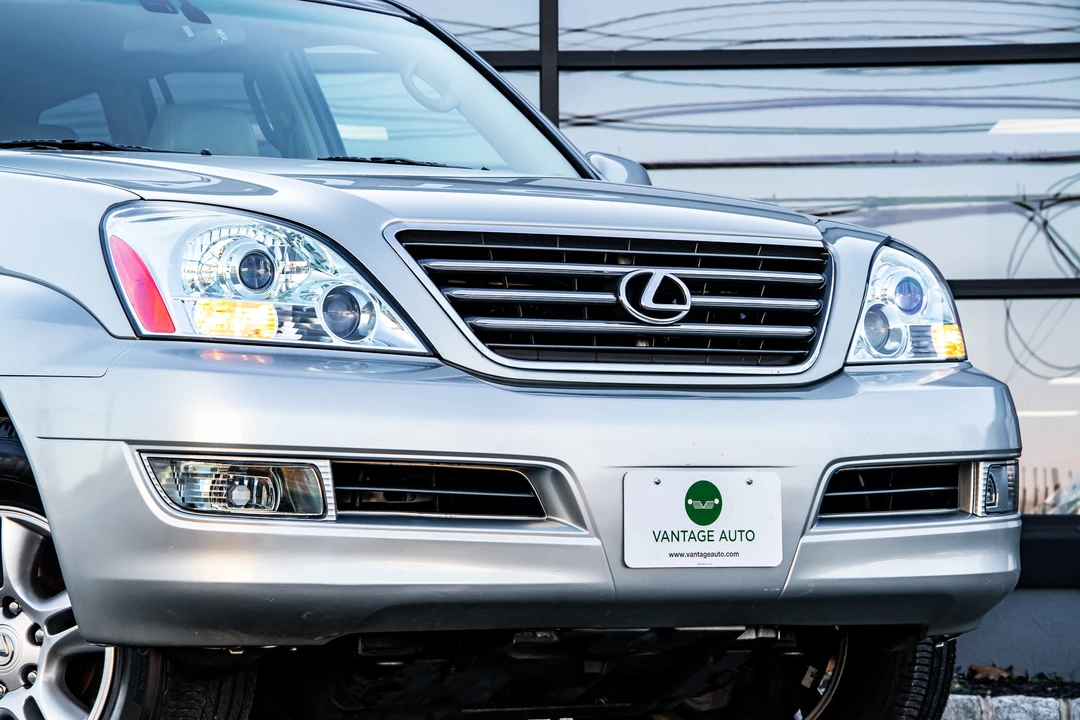 2005 Lexus GX 1st Gen - Image 25 of 31