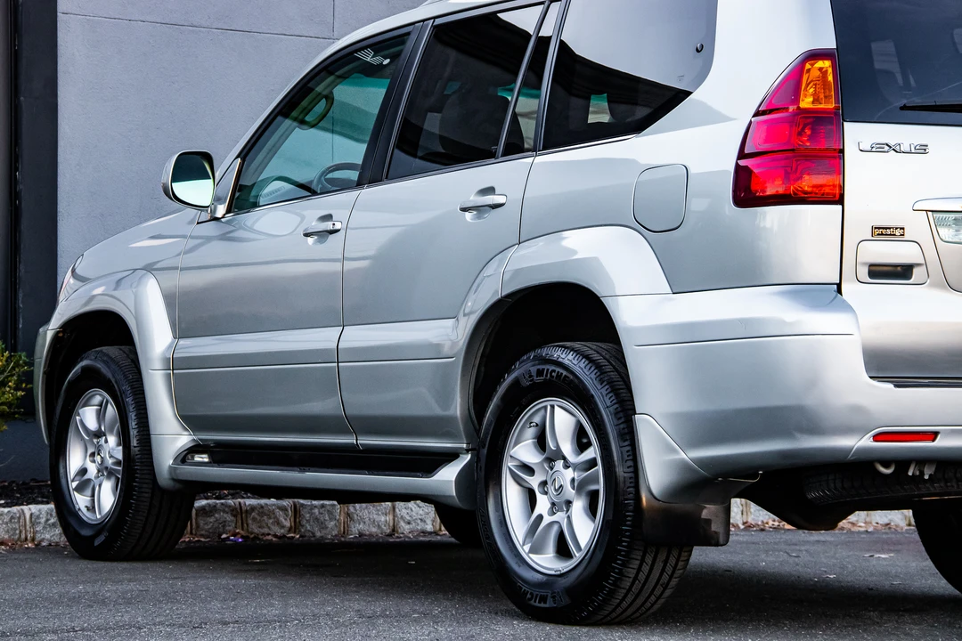 2005 Lexus GX 1st Gen - Image 29 of 31