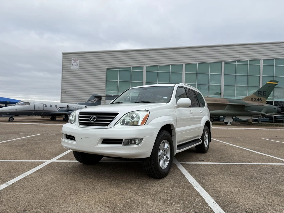 2005 Lexus GX 1st Gen - Image 2 of 31