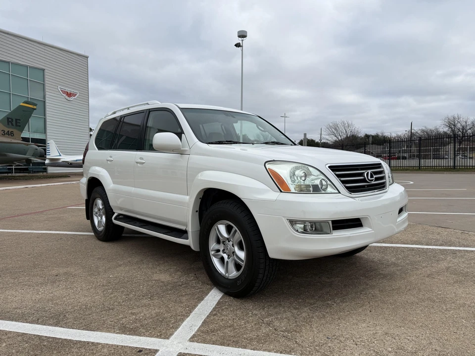2005 Lexus GX 1st Gen - Image 18 of 31