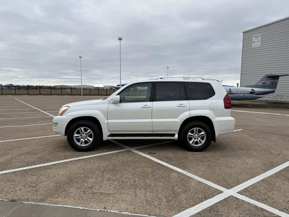 2005 Lexus GX 1st Gen - Image 4 of 31