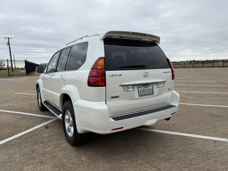 2005 Lexus GX 1st Gen - Image 8 of 31