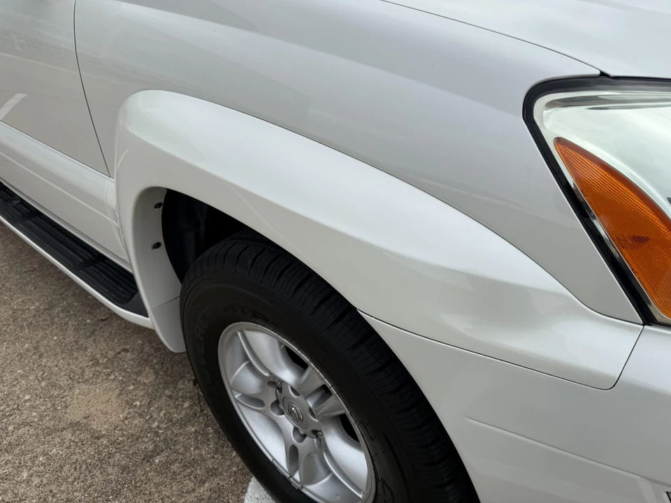 2005 Lexus GX 1st Gen - Image 23 of 31