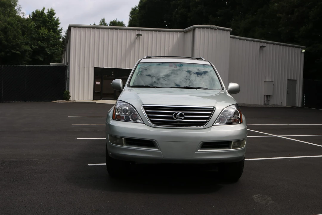 2005 Lexus GX 1st Gen - Image 5 of 31