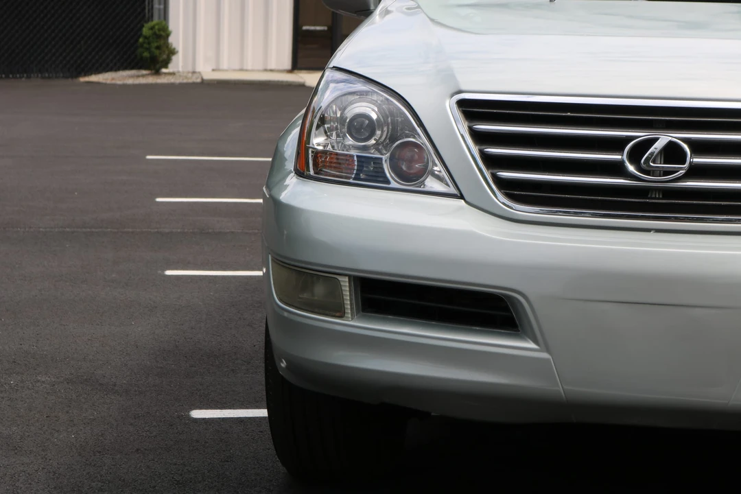 2005 Lexus GX 1st Gen - Image 30 of 31