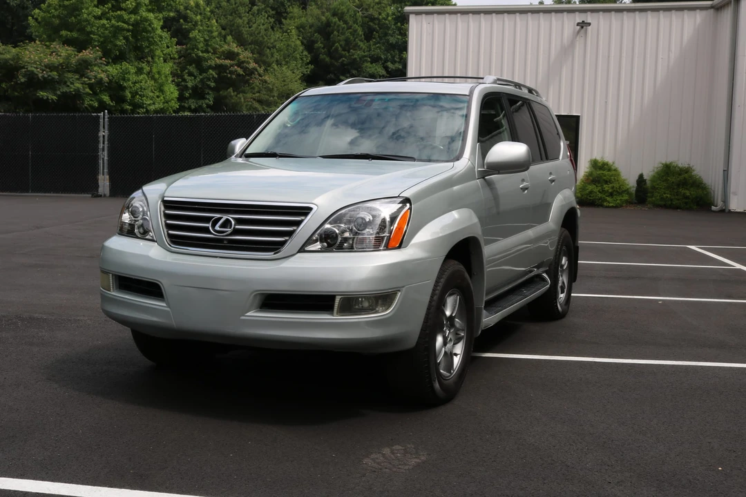 2005 Lexus GX 1st Gen - Image 9 of 31
