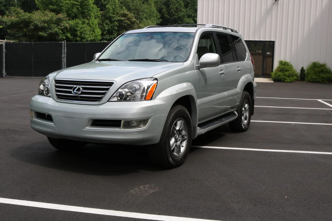 2005 Lexus GX 1st Gen - Image 10 of 31