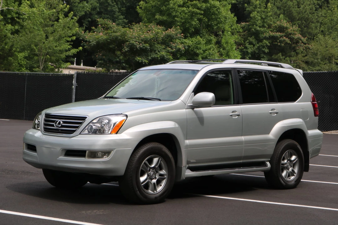 2005 Lexus GX 1st Gen - Image 11 of 31