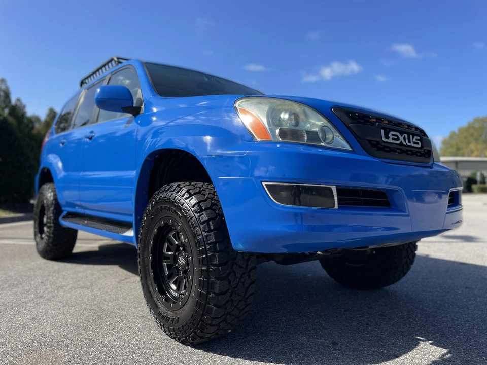 2005 Lexus GX 1st Gen - Image 2 of 31