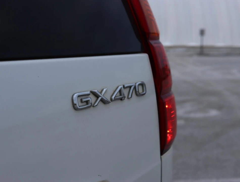 2005 Lexus GX 1st Gen - Image 17 of 31
