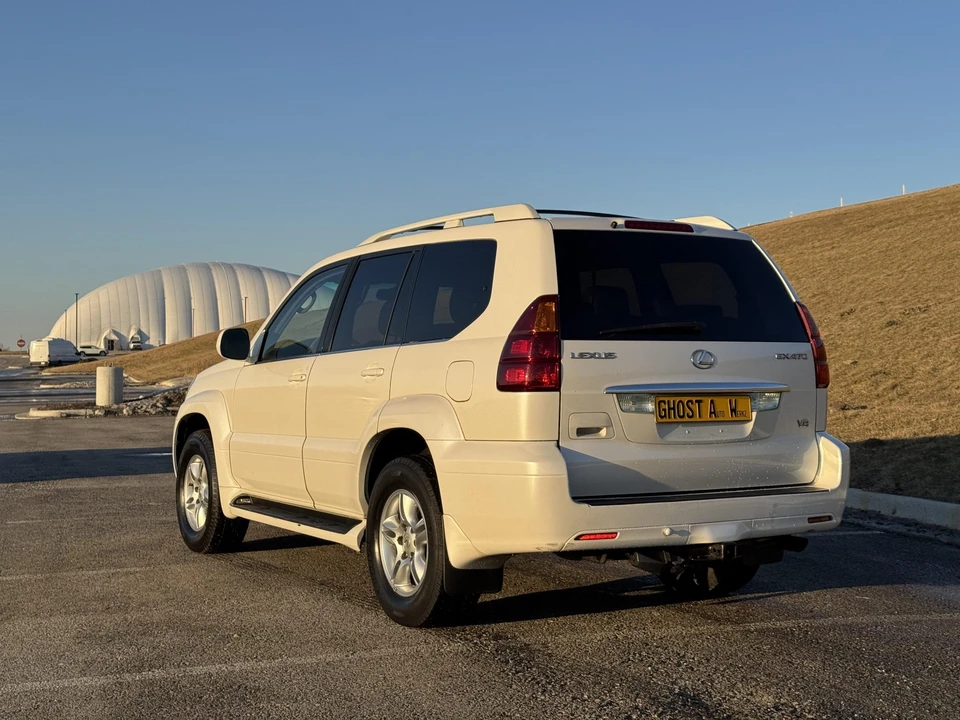 2005 Lexus GX 1st Gen - Image 5 of 31