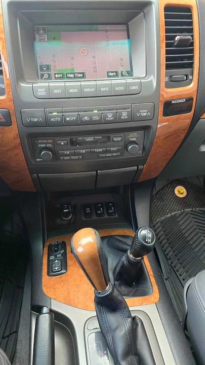 2005 Lexus GX 1st Gen - Image 6 of 7