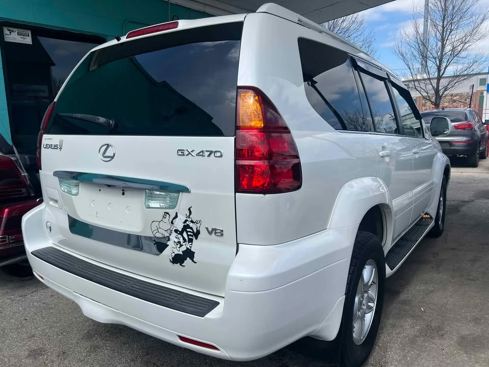 2005 Lexus GX 1st Gen - Image 3 of 6