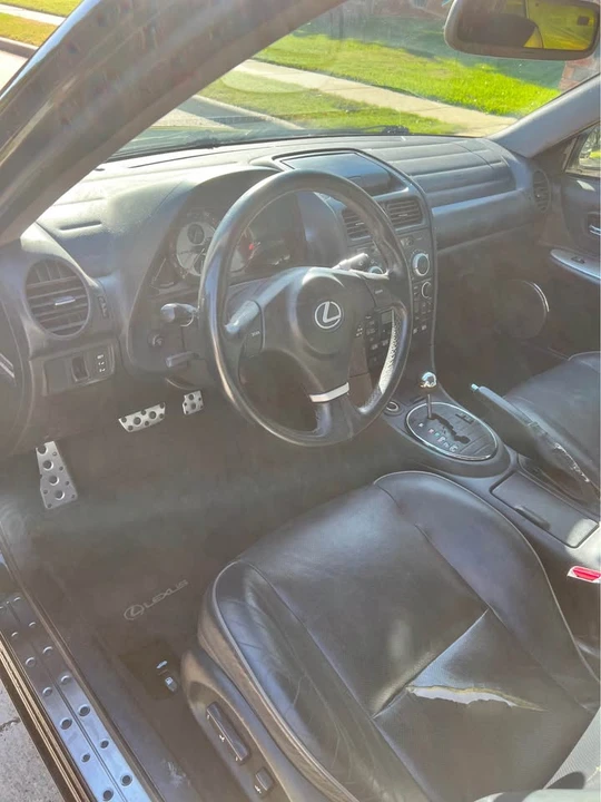 2005 Lexus IS 1st Gen - Image 6 of 8