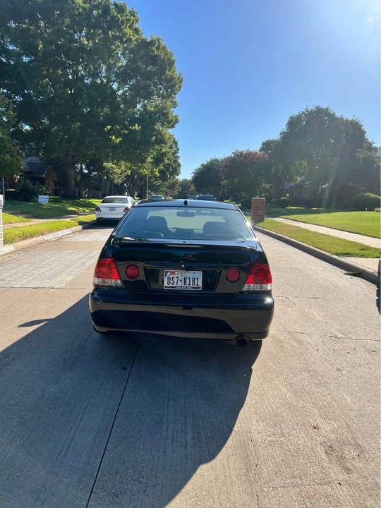 2005 Lexus IS 1st Gen - Image 5 of 8