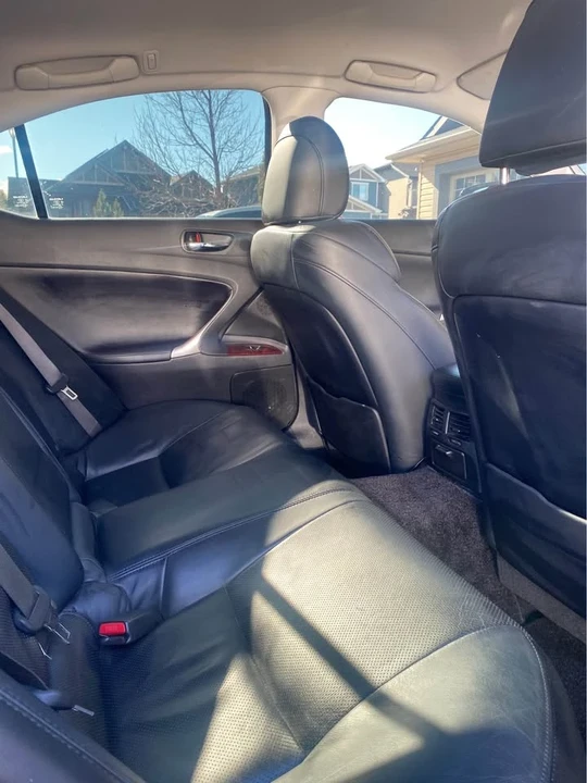 2005 Lexus IS 1st Gen - Image 8 of 12