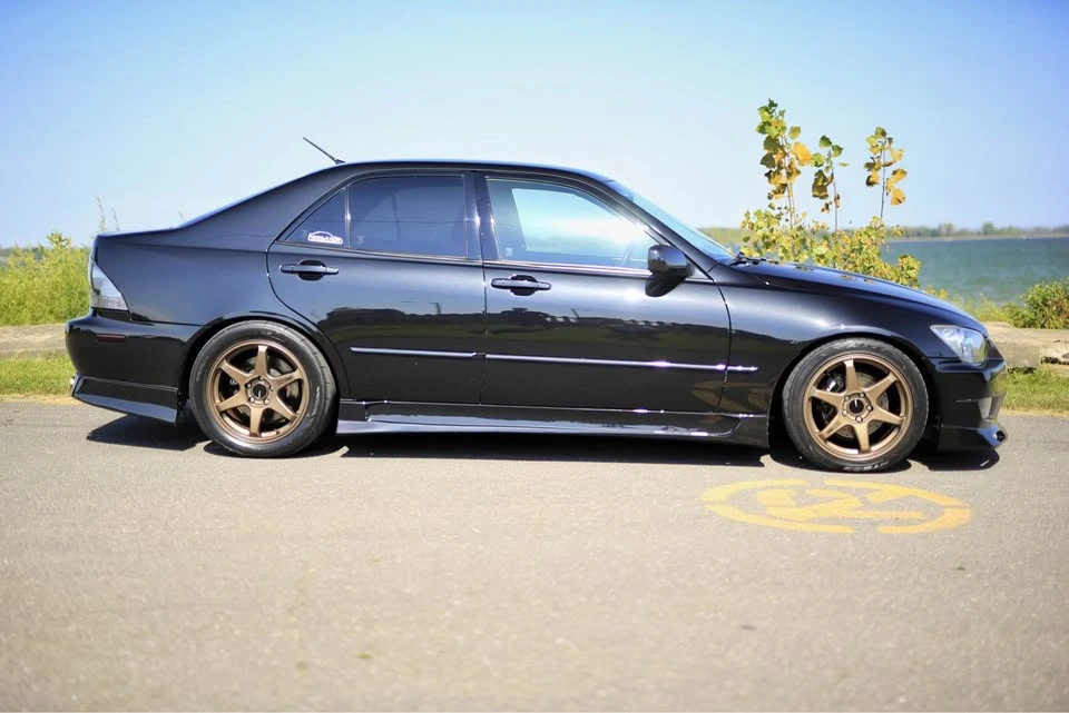 2005 Lexus IS 1st Gen - Image 3 of 18