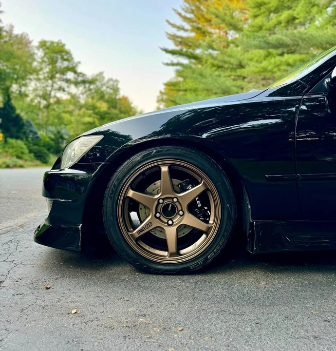 2005 Lexus IS 1st Gen - Image 14 of 18