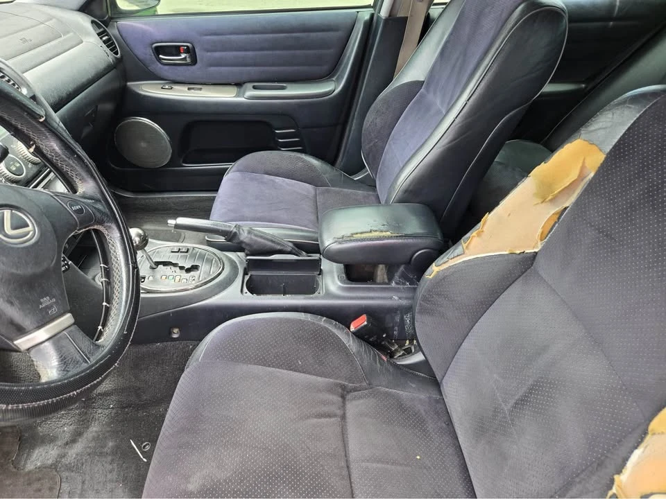 2005 Lexus IS 1st Gen - Image 4 of 7