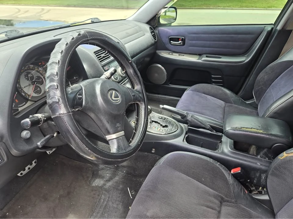 2005 Lexus IS 1st Gen - Image 3 of 7
