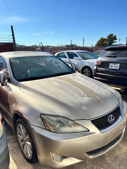 2005 Lexus IS 1st Gen - Image 3 of 4