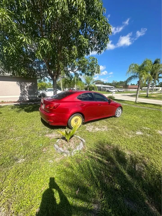 2005 Lexus IS 2nd Gen - Image 3 of 6