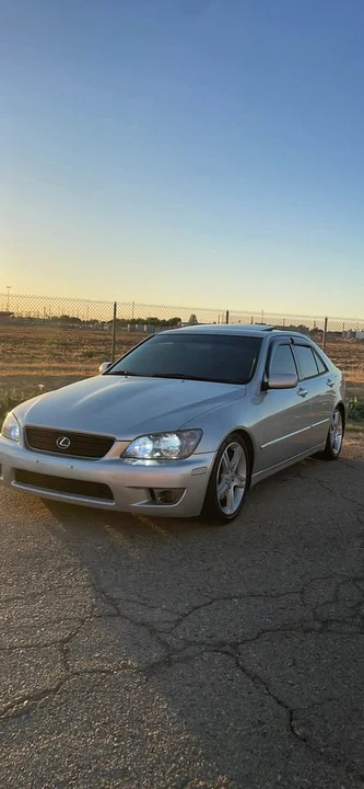 2005 Lexus IS 1st Gen - Image 7 of 14