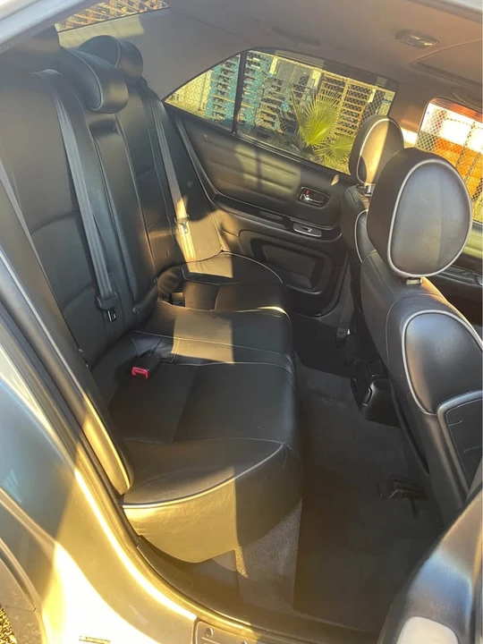 2005 Lexus IS 1st Gen - Image 10 of 14