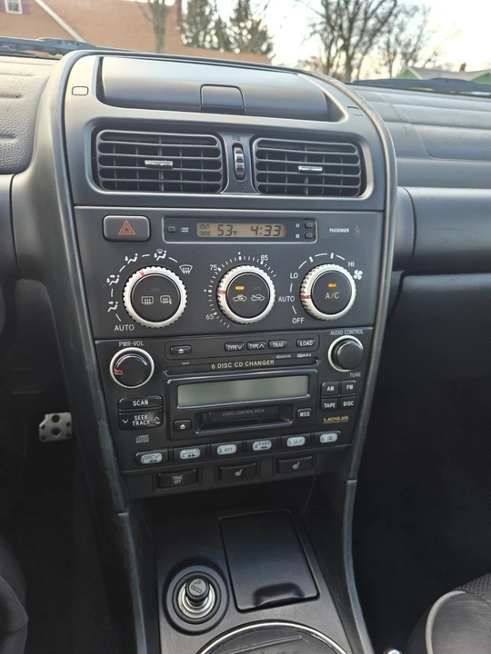 2005 Lexus IS 1st Gen - Image 28 of 31