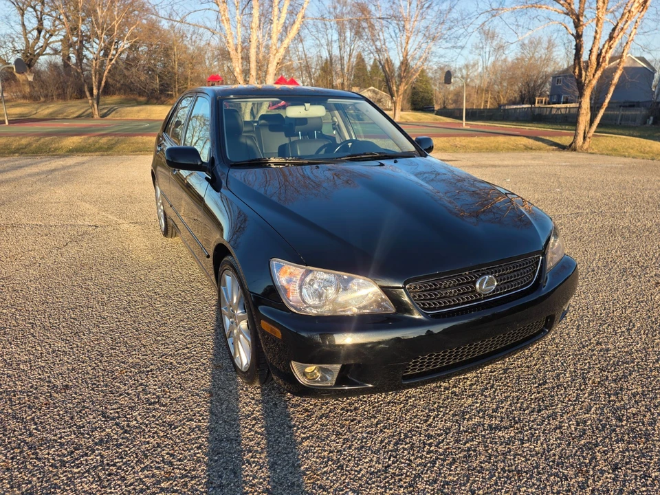 2005 Lexus IS 1st Gen - Image 3 of 31