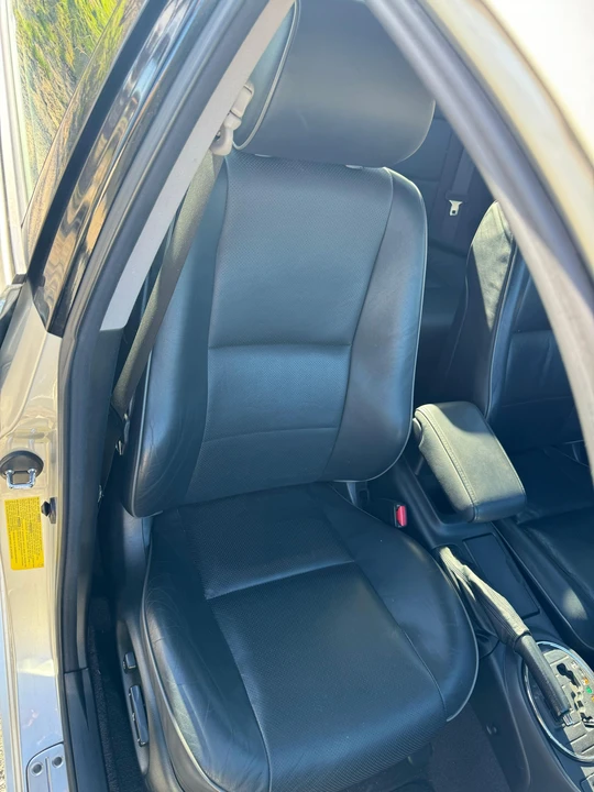 2005 Lexus IS 1st Gen - Image 24 of 31