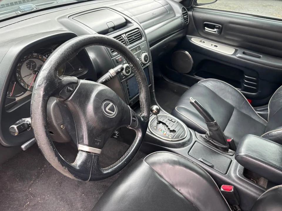2005 Lexus IS 1st Gen - Image 7 of 14